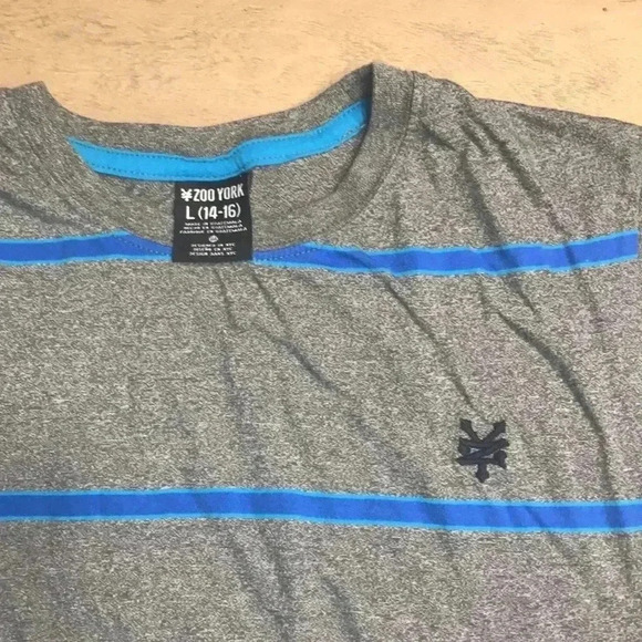 Lot of 2, short sleeved T-shirt size Large - Picture 3 of 5